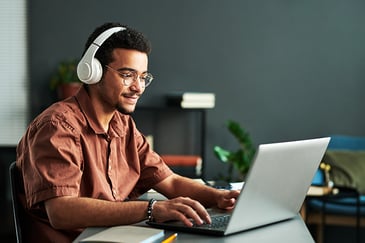 Student studying for online master's in engineering degree